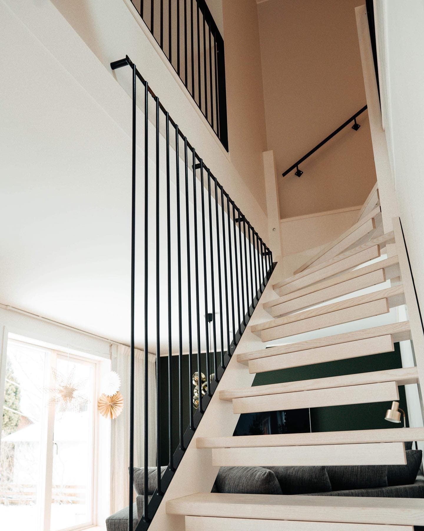 Räcke och Spaljé i trappa.